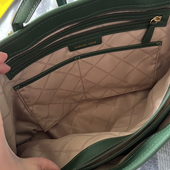 Green Michael Kors Tote Bag - Picture 3 of 7